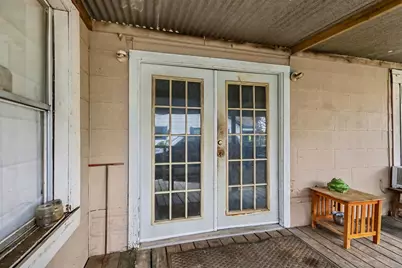 1012 Clear Lake Road, Highlands, TX 77562 - Photo 4