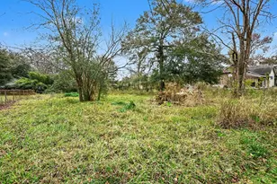 1012 Clear Lake Rd, Highlands, TX 77562 - Photo 24