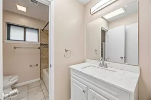 7818 Kellwood Dr, Houston, TX 77040 - Photo 20