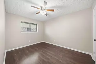 7818 Kellwood Dr, Houston, TX 77040 - Photo 18