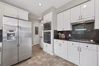 5522 Whisper Ridge Drive, Sugar Land, TX 77479 - Photo 22