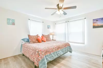 1004 20th Street, Dickinson, TX 77539 - Photo 28