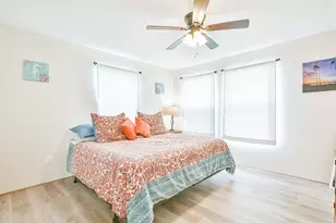 1004 20th St, Dickinson, TX 77539 - Photo 28