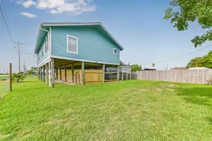 1004 20th St, Dickinson, TX 77539 - Photo 10