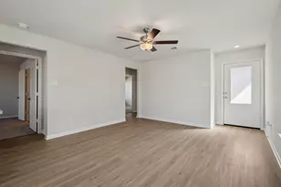 361 Tejas Trl, Waller, TX 77484 - Photo 6