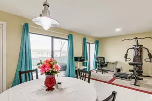 2824 S Bartell Dr, Houston, TX 77054 - Photo 4
