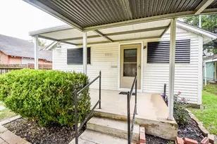 4021 Eddie St, Houston, TX 77026 - Photo 2