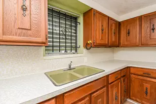 4021 Eddie St, Houston, TX 77026 - Photo 10