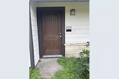 3215 Pecan Street, Houston, TX 77087 - Photo 2