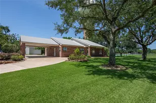 1112 Crenshaw Rd, Pasadena, TX 77504 - Photo 1
