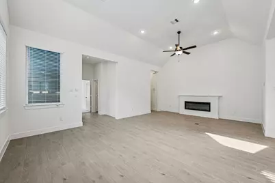 26237 E Outrider Banks Circle, Montgomery, TX 77316 - Photo 10