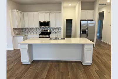 2223 Pacific Current Way, League City, TX 77573 - Photo 2