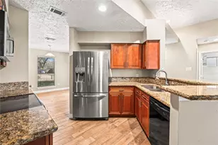 311 Windward Dr, League City, TX 77573 - Photo 10