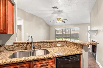 311 Windward Drive, League City, TX 77573 - Photo 12