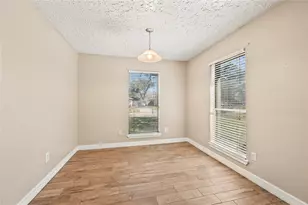 311 Windward Dr, League City, TX 77573 - Photo 8