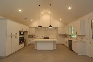 113 Roebuck Ln, New Waverly, TX 77358 - Photo 6