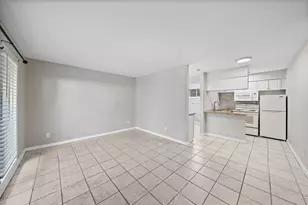 1016 E 7th St, Houston, TX 77009 - Photo 4