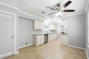 16738 Barkentine Ln, Friendswood, TX 77546 - Photo 22