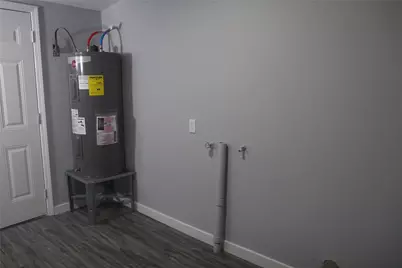 1115 W 4th Street, Freeport, TX 77541 - Photo 20