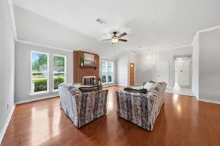 515 Country Ln, League City, TX 77573 - Photo 10