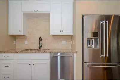 573 N Post Oak Lane, Houston, TX 77024 - Photo 16