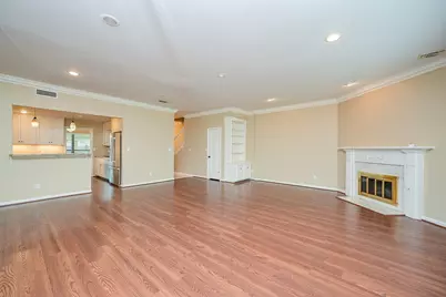 573 N Post Oak Lane, Houston, TX 77024 - Photo 8