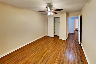 16259 Hollow Wood Dr, Houston, TX 77090 - Photo 12
