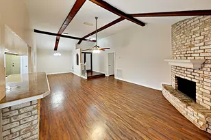 16259 Hollow Wood Dr, Houston, TX 77090 - Photo 6