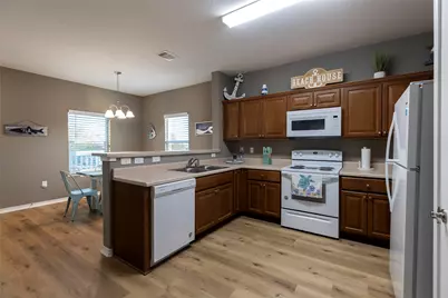 1126 3 Ks, San Leon, TX 77539 - Photo 12
