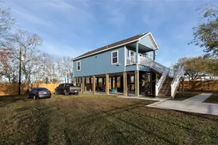 1126 3 Ks, San Leon, TX 77539 - Photo 2