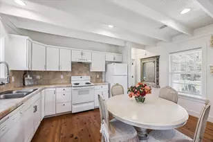 350 Floyd Ln, Round Top, TX 78954 - Photo 6