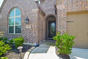 3711 Lake Falls Dr, Fulshear, TX 77441 - Photo 4