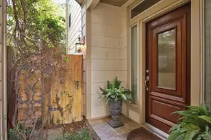 621 Hartman St, Houston, TX 77007 - Photo 2