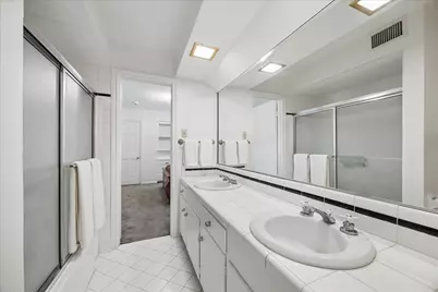10110 Sugar Hill Drive, Houston, TX 77042 - Photo 32
