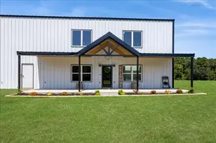 297 Bourrous Dr, Diboll, TX 75941 - Photo 4