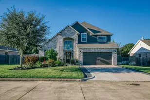 1704 Twin Oaks Cir, Brenham, TX 77833 - Photo 1