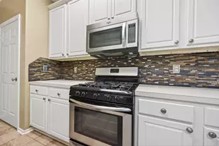 54 Blue Creek, The Woodlands, TX 77382 - Photo 10