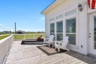 18614 Warrior Rd, Galveston, TX 77554 - Photo 16