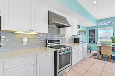 18614 Warrior Road, Galveston, TX 77554 - Photo 12