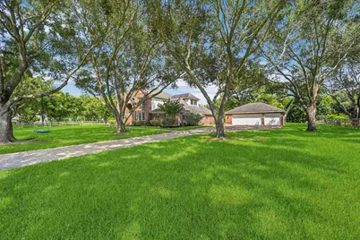 5202 Cherry Ridge Road, Richmond, TX 77406 - Photo 2
