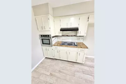 98 Sparrow Way, Beaumont, TX 77707 - Photo 8