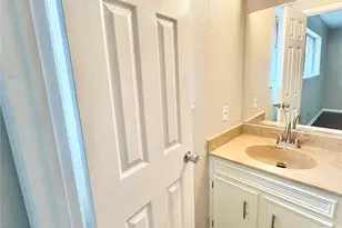 98 Sparrow Way, Beaumont, TX 77707 - Photo 12