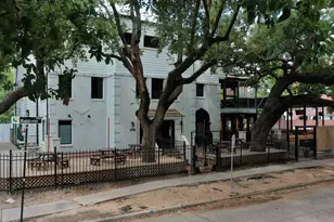 1916 Baldwin, Houston, TX 77002 - Photo 36