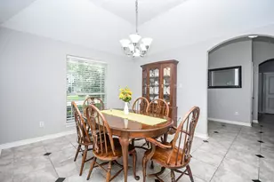 9102 S Pass Ln, Houston, TX 77064 - Photo 16