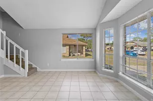 17010 Pastoria Dr, Houston, TX 77083 - Photo 4