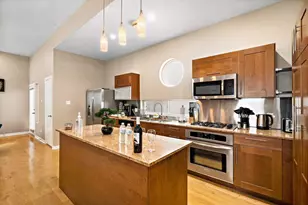 5630 Kiam St, Houston, TX 77007 - Photo 16