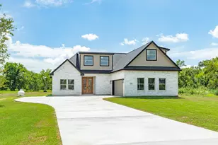 33111 Amberjack Dr, Richwood, TX 77515 - Photo 2