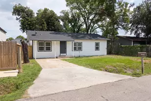 6318 Sayers St, Houston, TX 77026 - Photo 1