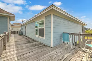 2619 Tide Dr, Crystal Beach, TX 77650 - Photo 32