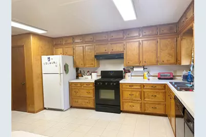 210 Magnolia Cove, Onalaska, TX 77360 - Photo 2